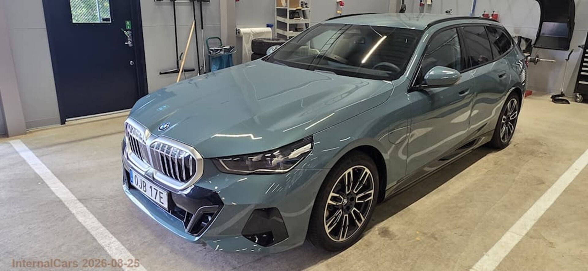 BMW 5-SARJA iso kuva 0
