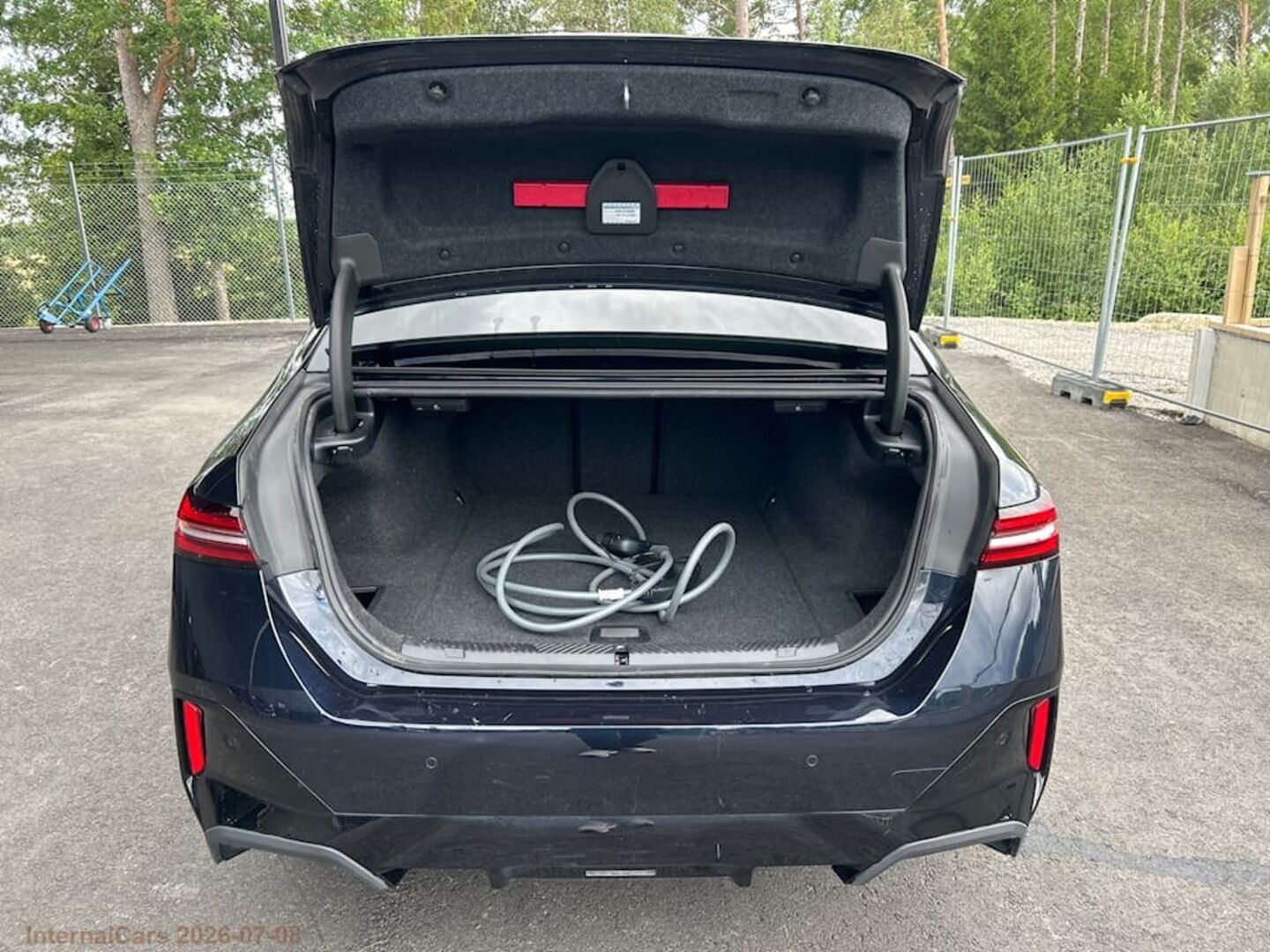 BMW I5 iso kuva 4