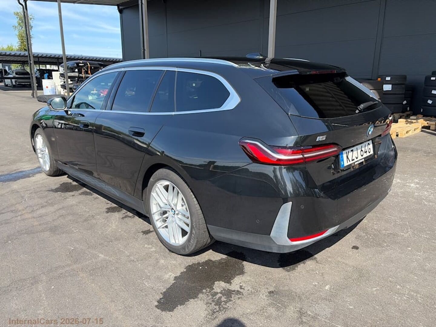 BMW I5 iso kuva 3