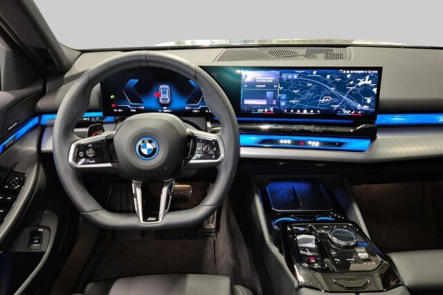 BMW I5