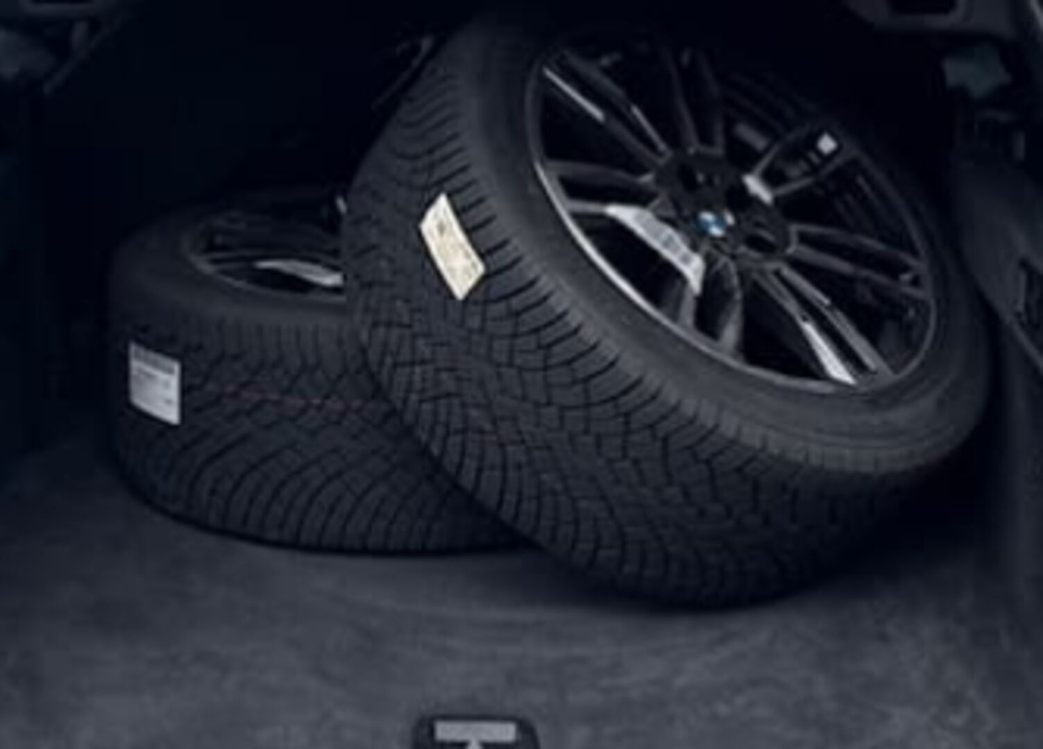 BMW I5 iso kuva 5