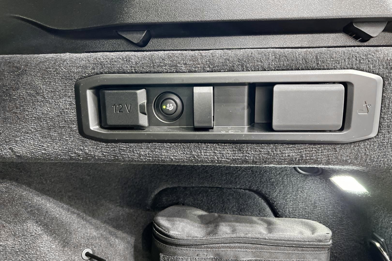 BMW I5 iso kuva 39
