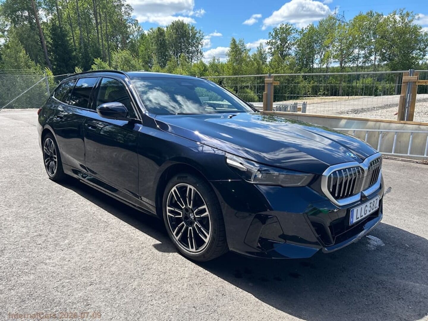 BMW I5 iso kuva 5