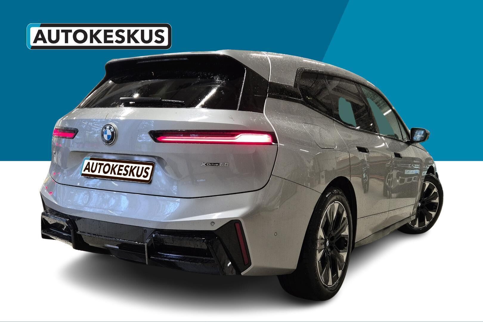BMW IX iso kuva 8