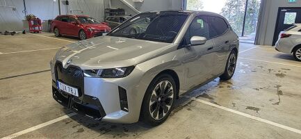 BMW IX esikatselu 0
