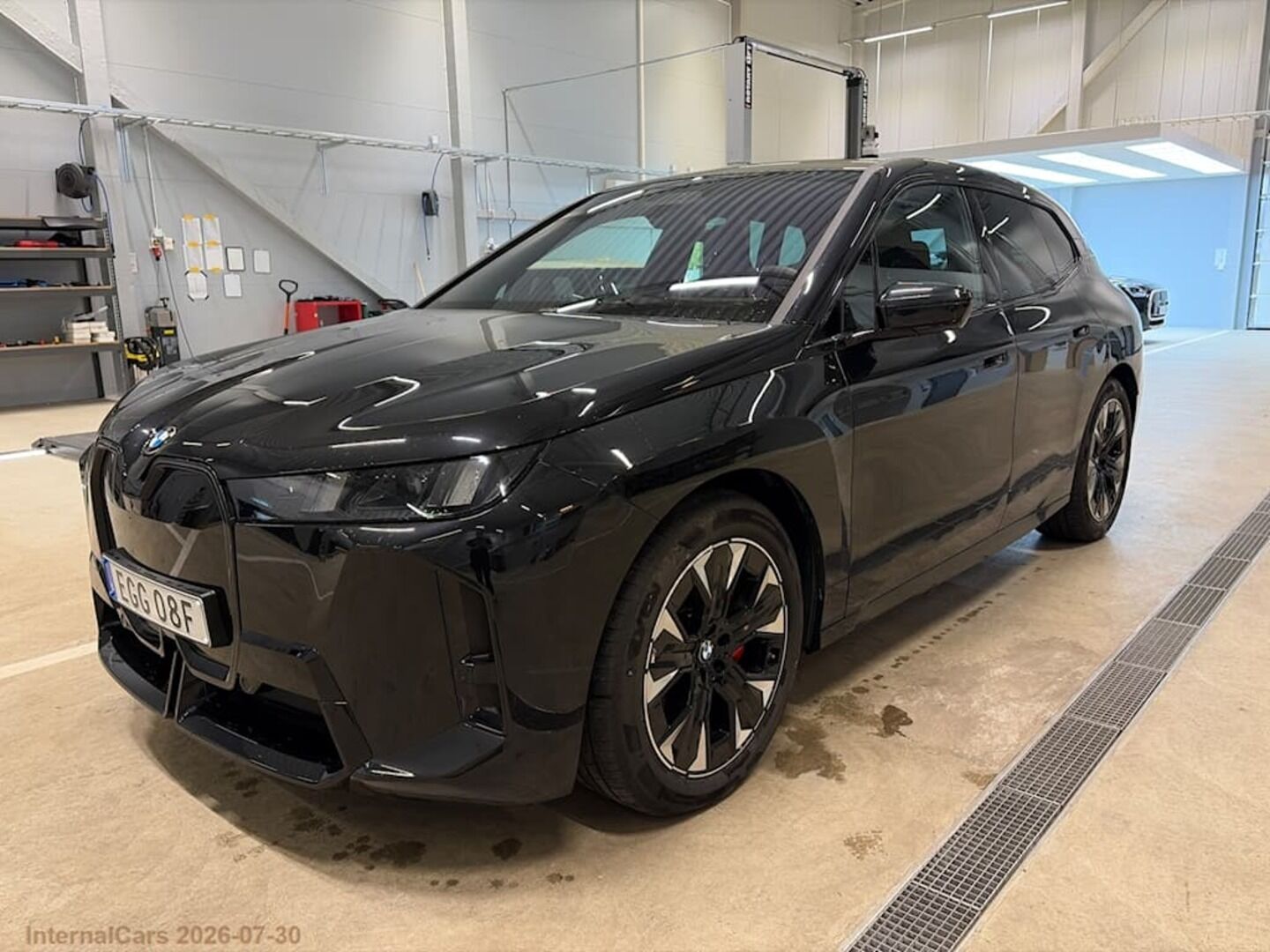 BMW IX iso kuva 0