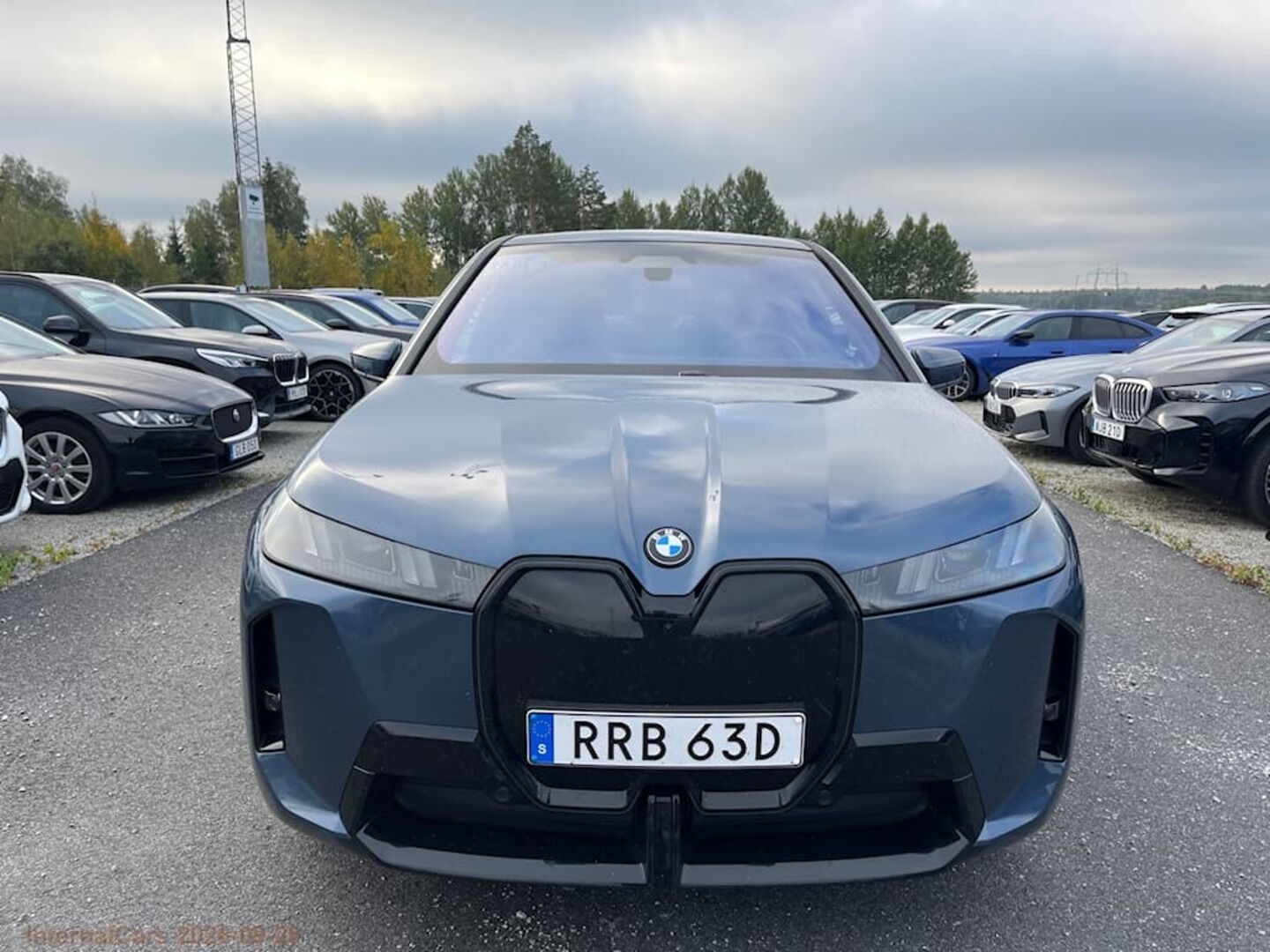 BMW IX iso kuva 11