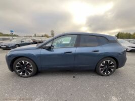 BMW IX esikatselu 3