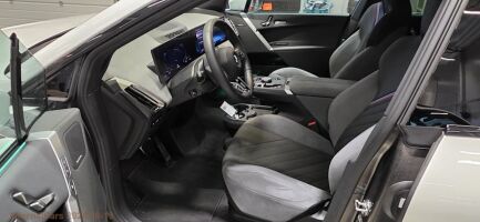 BMW IX esikatselu 3