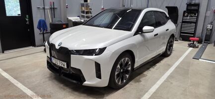 BMW IX esikatselu 0