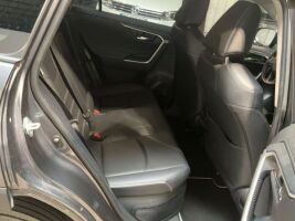 TOYOTA RAV4 esikatselu 4