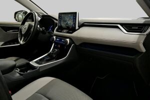 TOYOTA RAV4 esikatselu 4