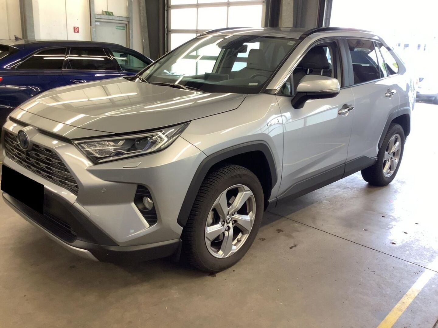 TOYOTA RAV4 iso kuva 0
