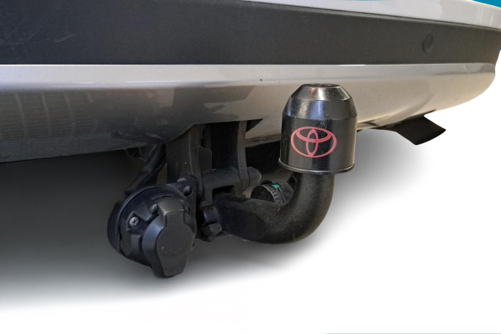 TOYOTA RAV4 iso kuva 2