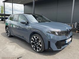BMW IX3 esikatselu 4