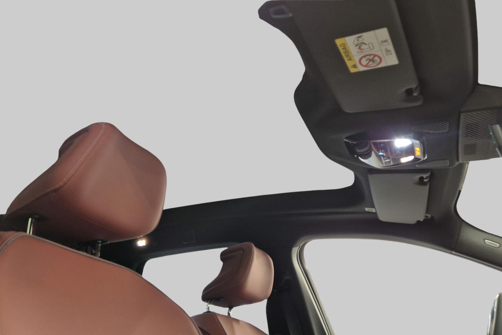BMW IX3 iso kuva 4