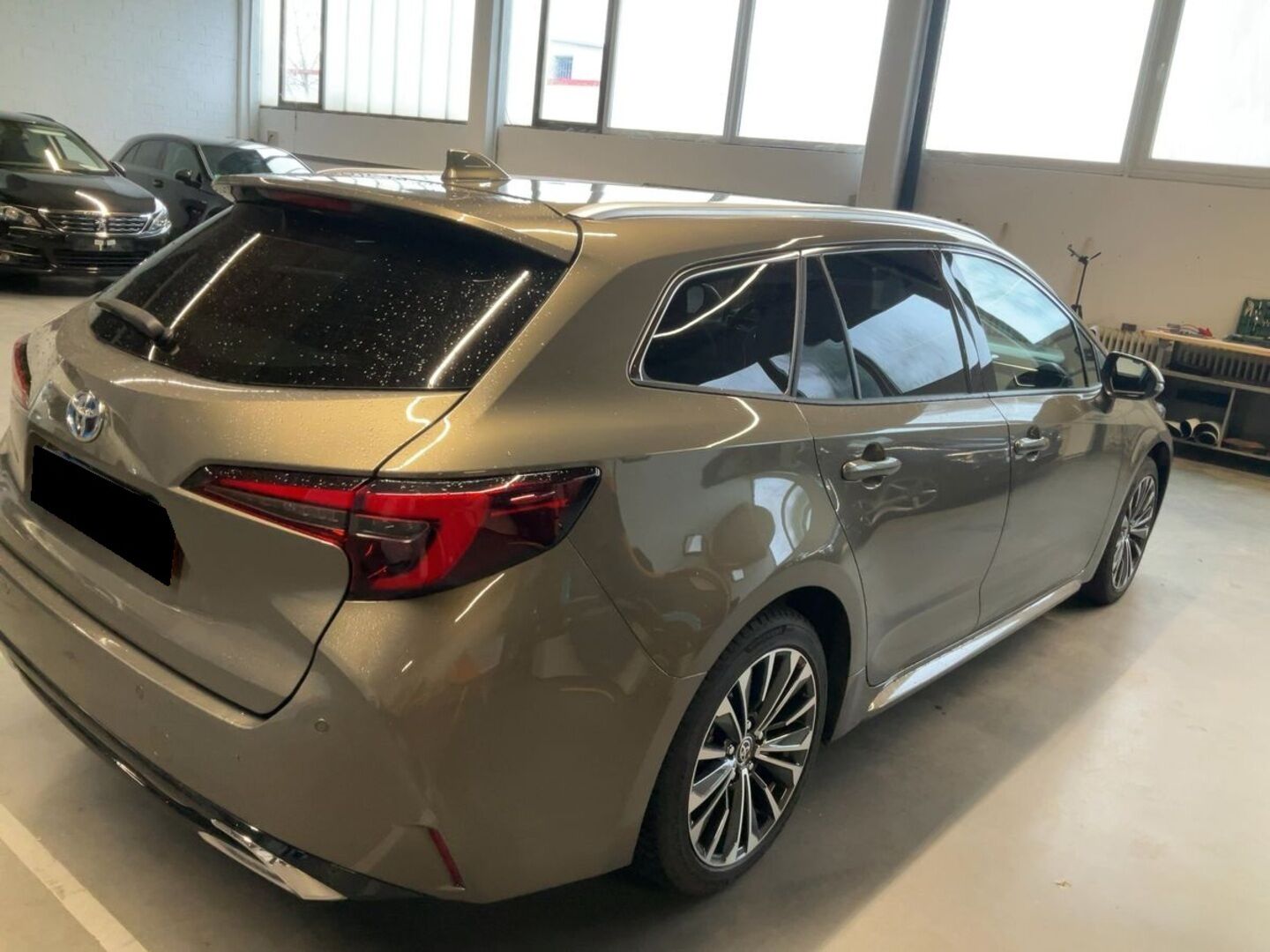 TOYOTA COROLLA iso kuva 1