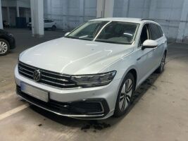 VOLKSWAGEN PASSAT esikatselu 0