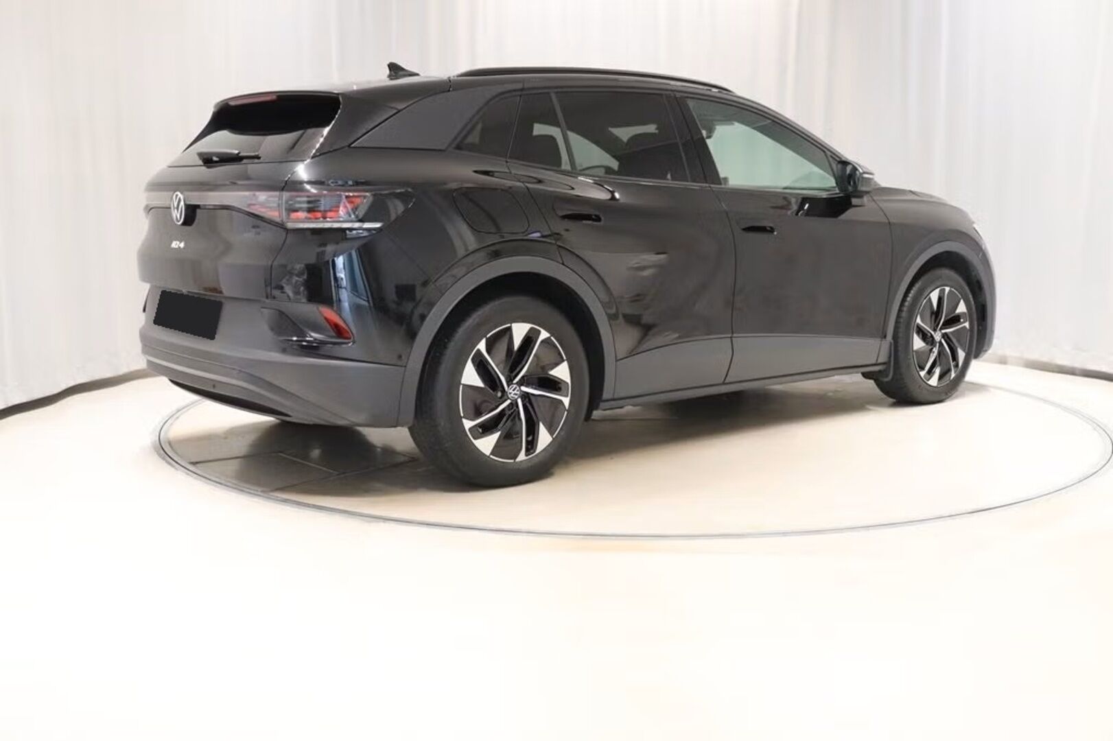 VOLKSWAGEN ID.4 iso kuva 1