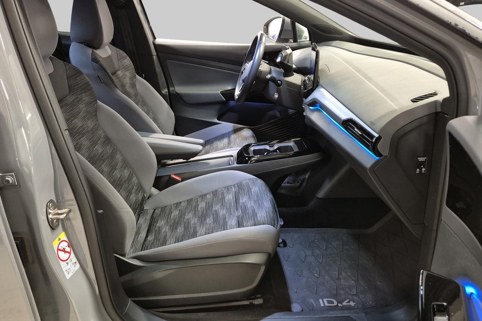 VOLKSWAGEN ID.4 iso kuva 3