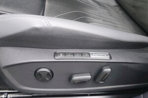 VOLKSWAGEN ID.4 esikatselu 4