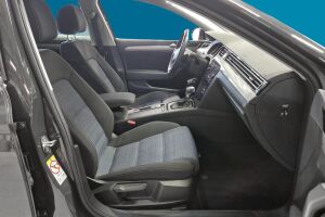 VOLKSWAGEN PASSAT esikatselu 3