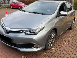 TOYOTA AURIS esikatselu 0