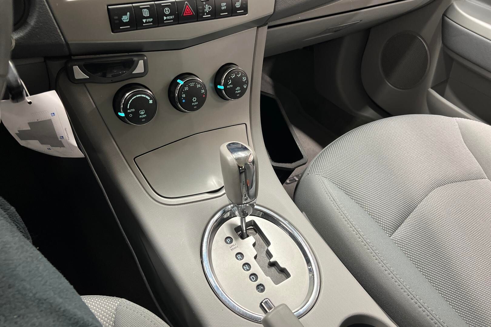 Chrysler Sebring iso kuva 17