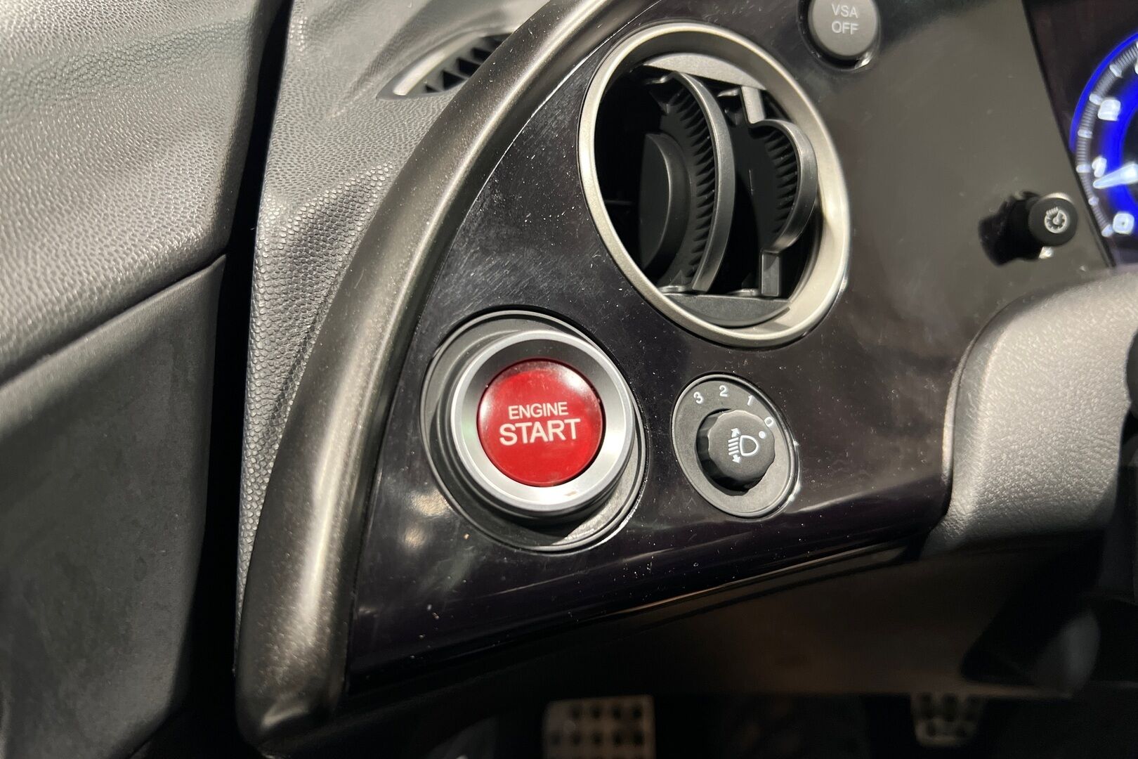Honda Civic iso kuva 13