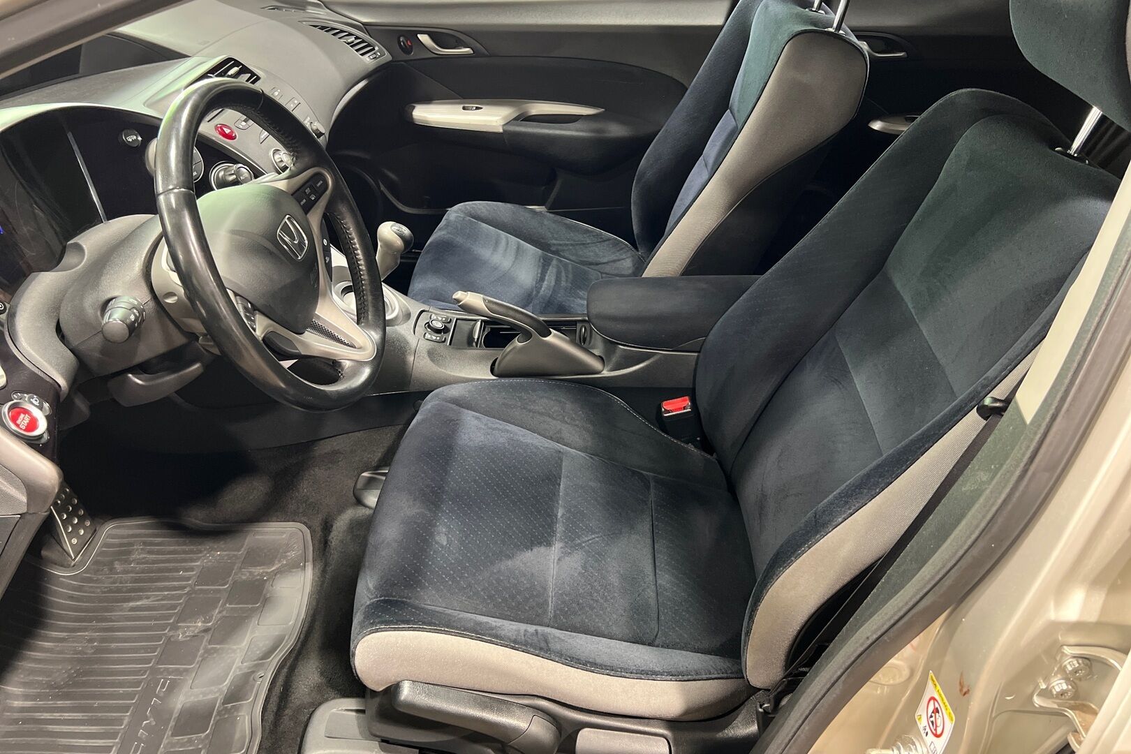 Honda Civic iso kuva 9