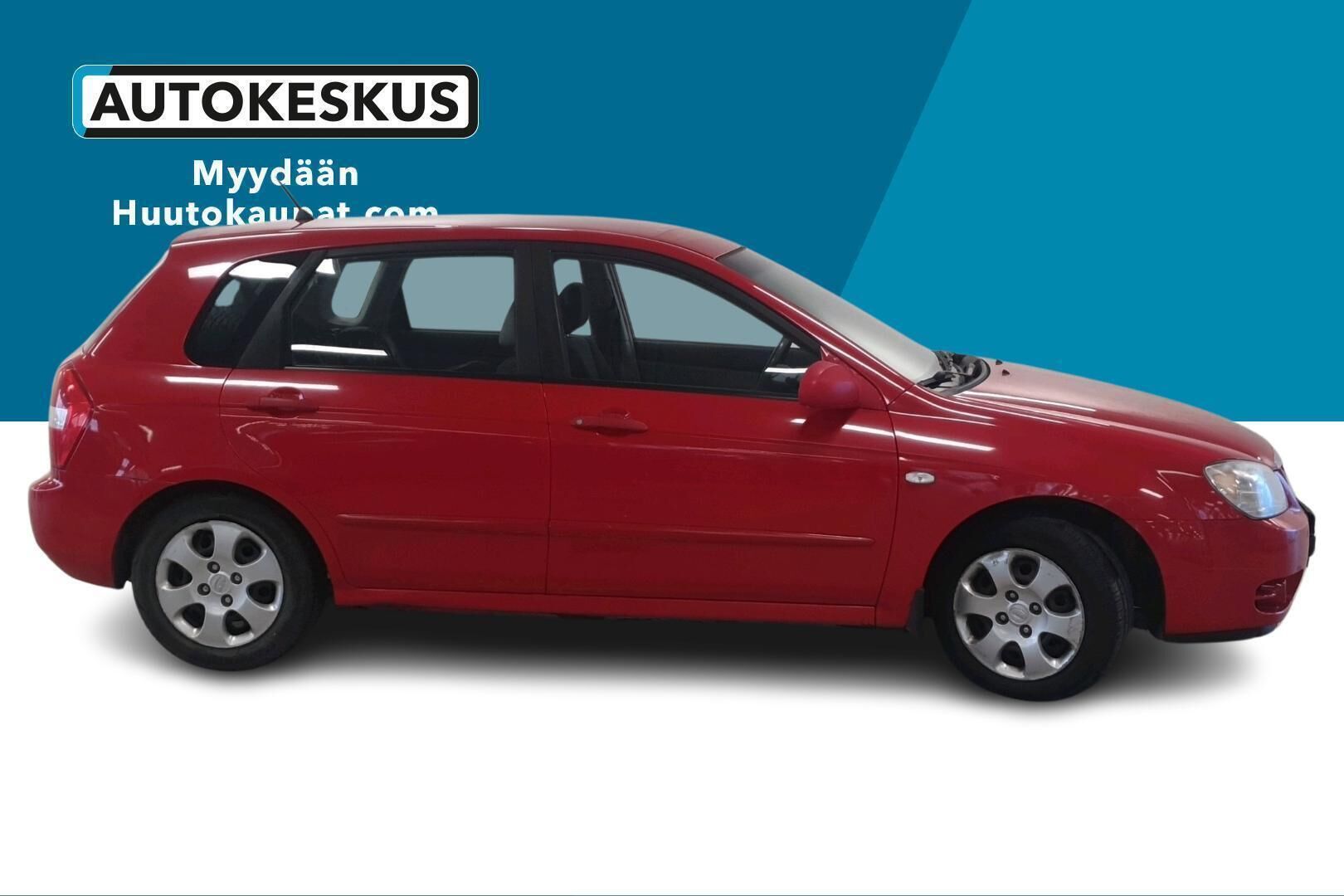 Kia Cerato iso kuva 3