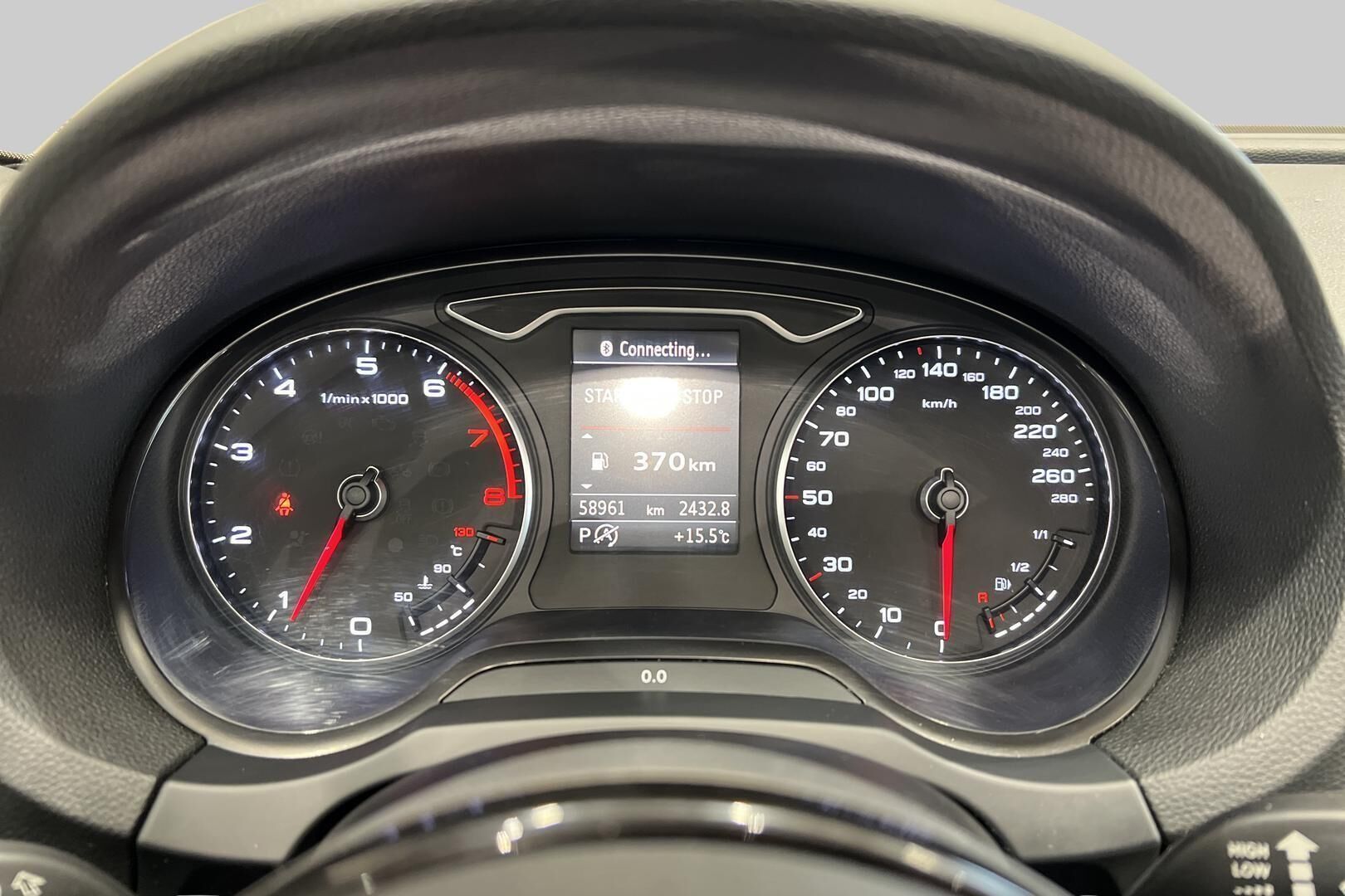 Audi A3 iso kuva 14