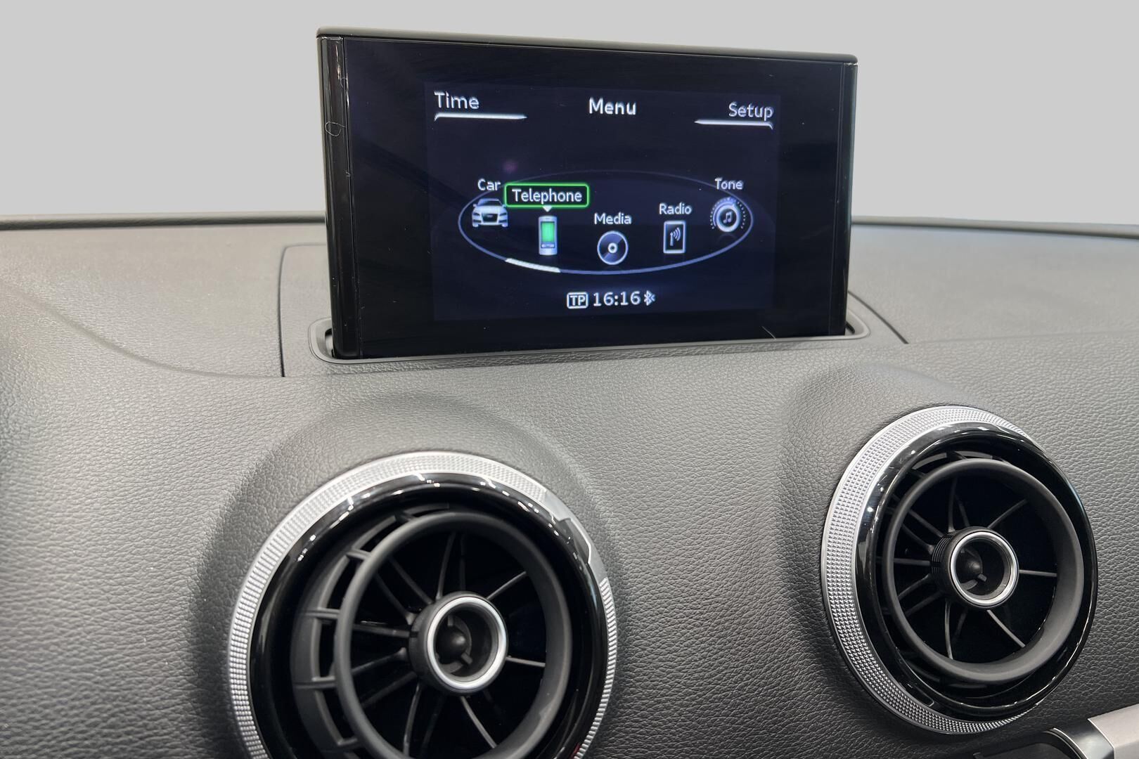 Audi A3 iso kuva 16