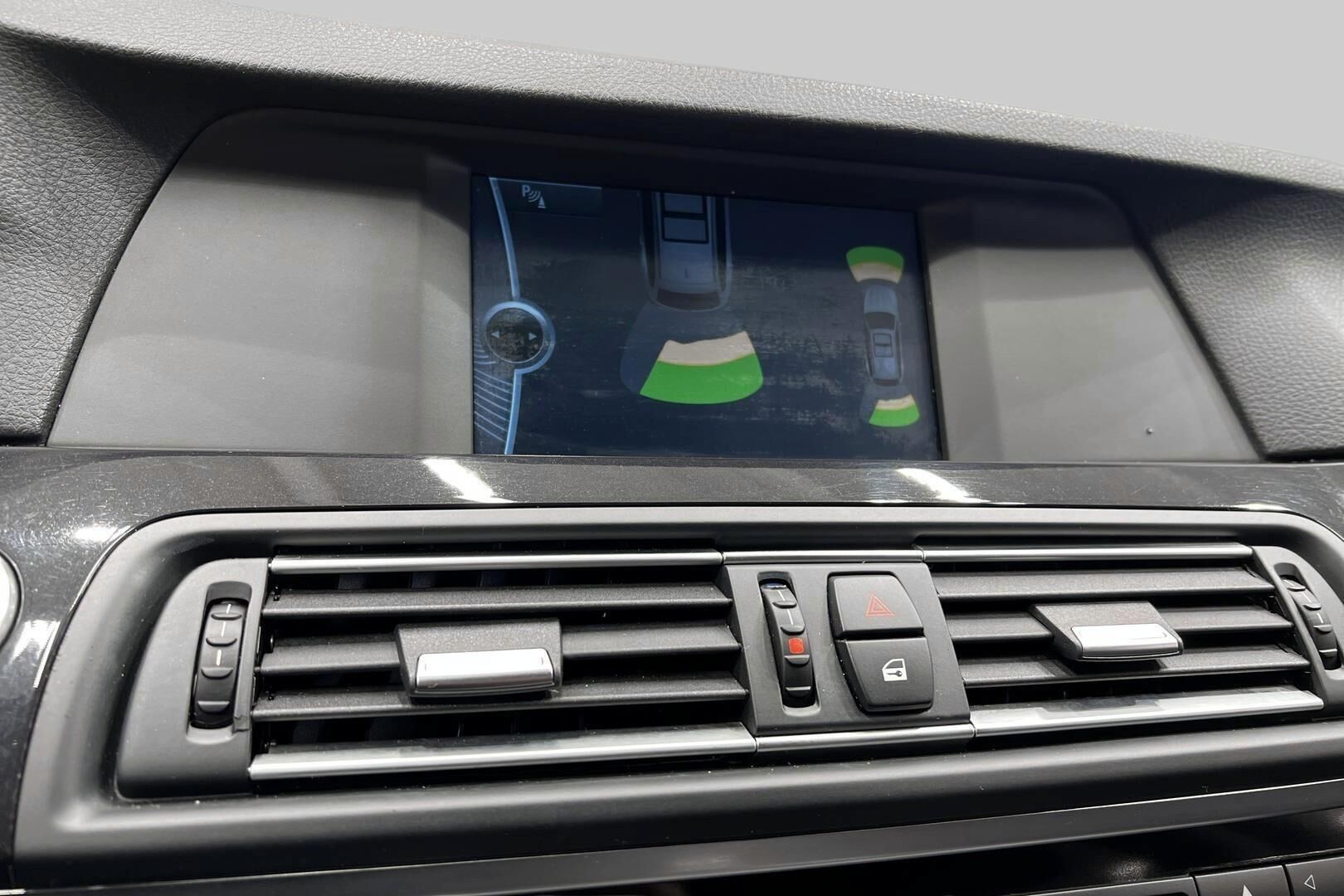 BMW 5-sarja iso kuva 15