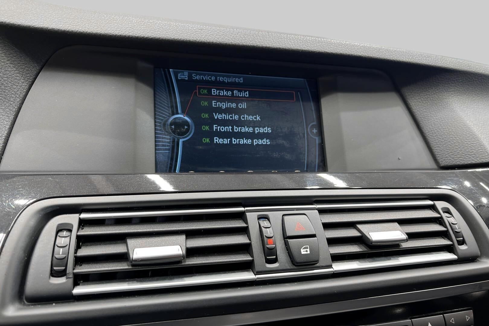 BMW 5-sarja iso kuva 16