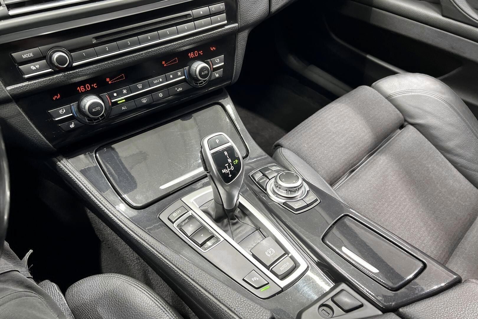 BMW 5-sarja iso kuva 18