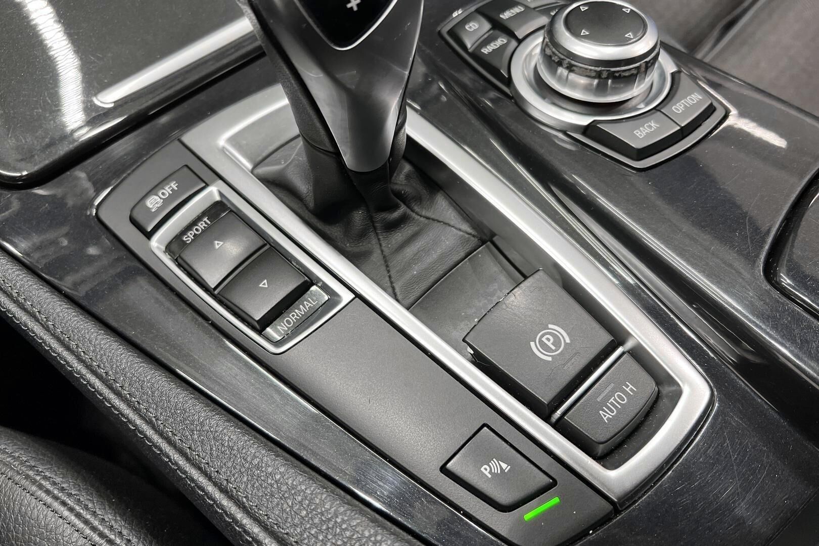 BMW 5-sarja iso kuva 19