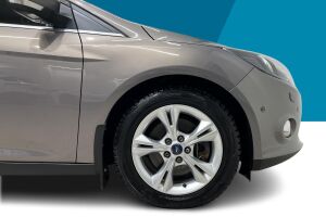 Ford Focus esikatselu 12