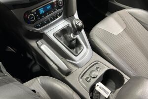 Ford Focus esikatselu 16