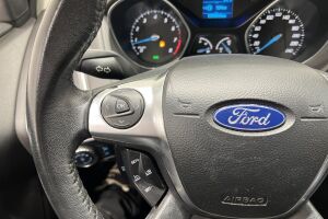 Ford Focus esikatselu 19