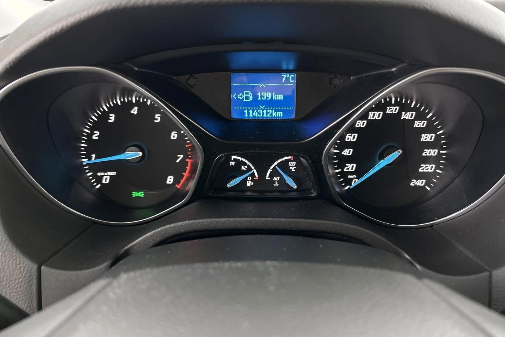 Ford Focus iso kuva 14