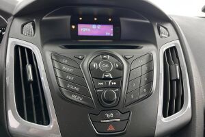 Ford Focus esikatselu 16