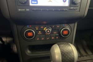 Nissan Qashqai+2 esikatselu 17