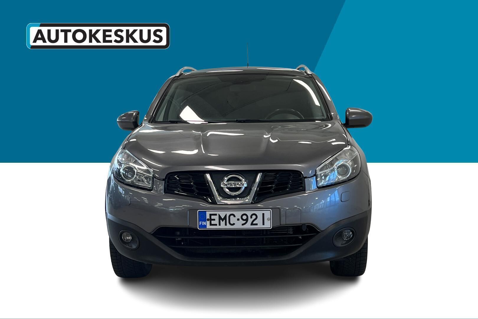 Nissan Qashqai+2 iso kuva 2