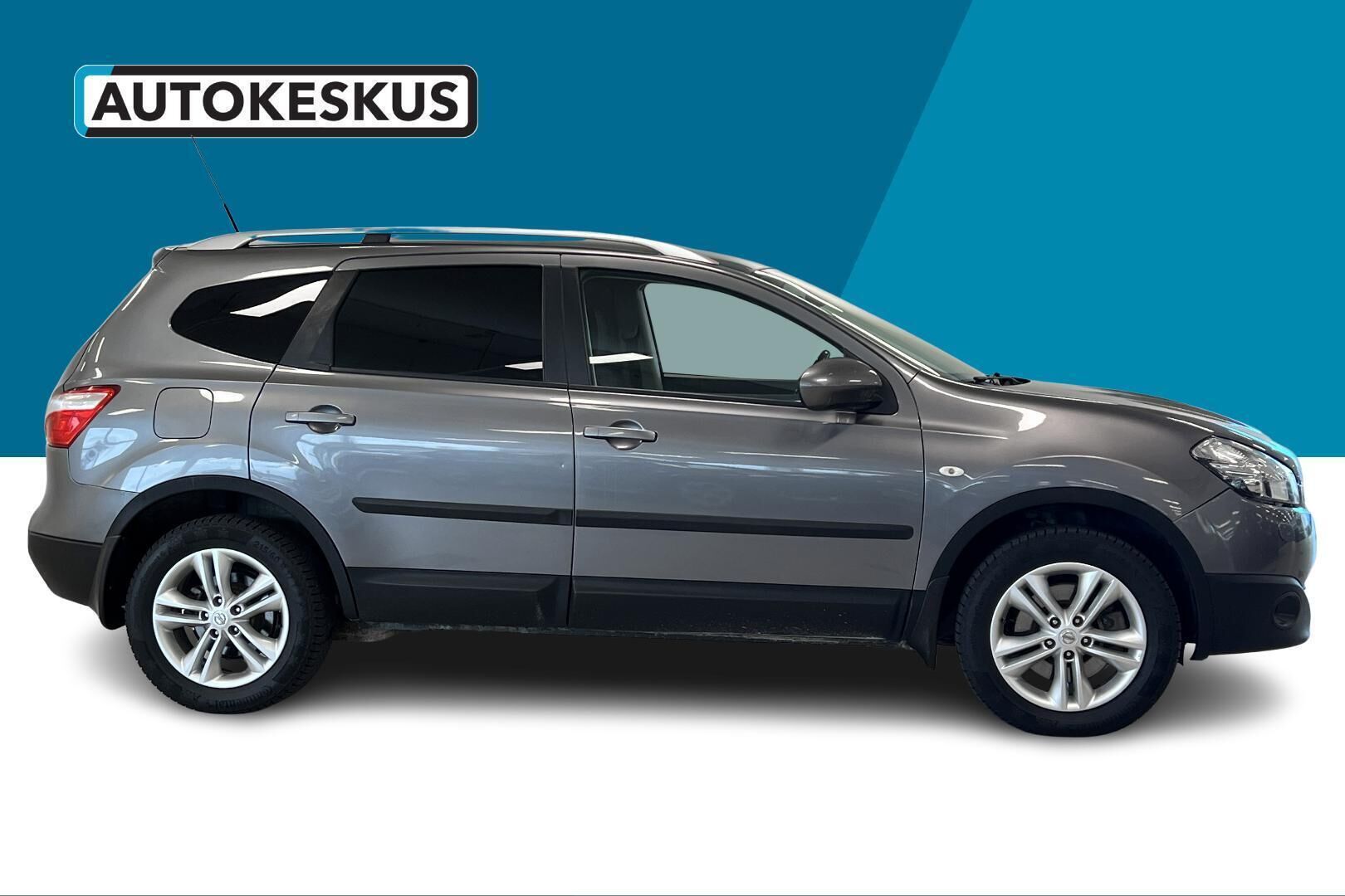 Nissan Qashqai+2 iso kuva 4