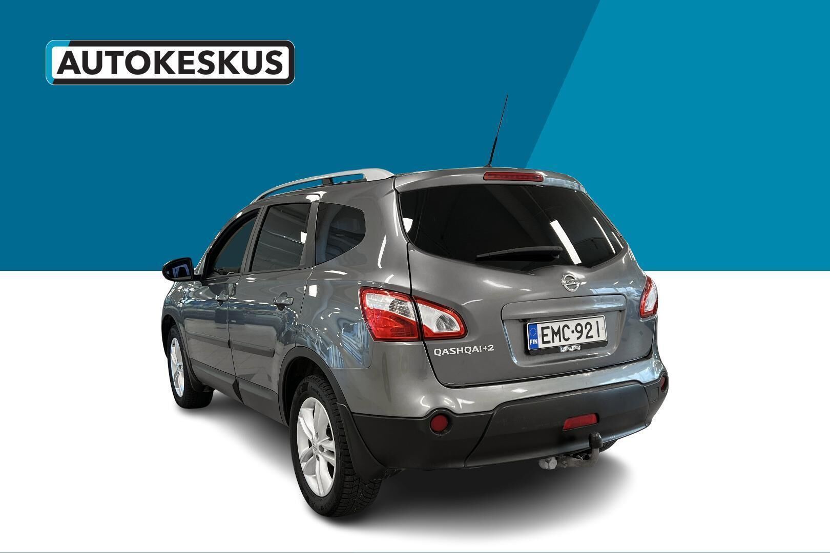 Nissan Qashqai+2 iso kuva 7