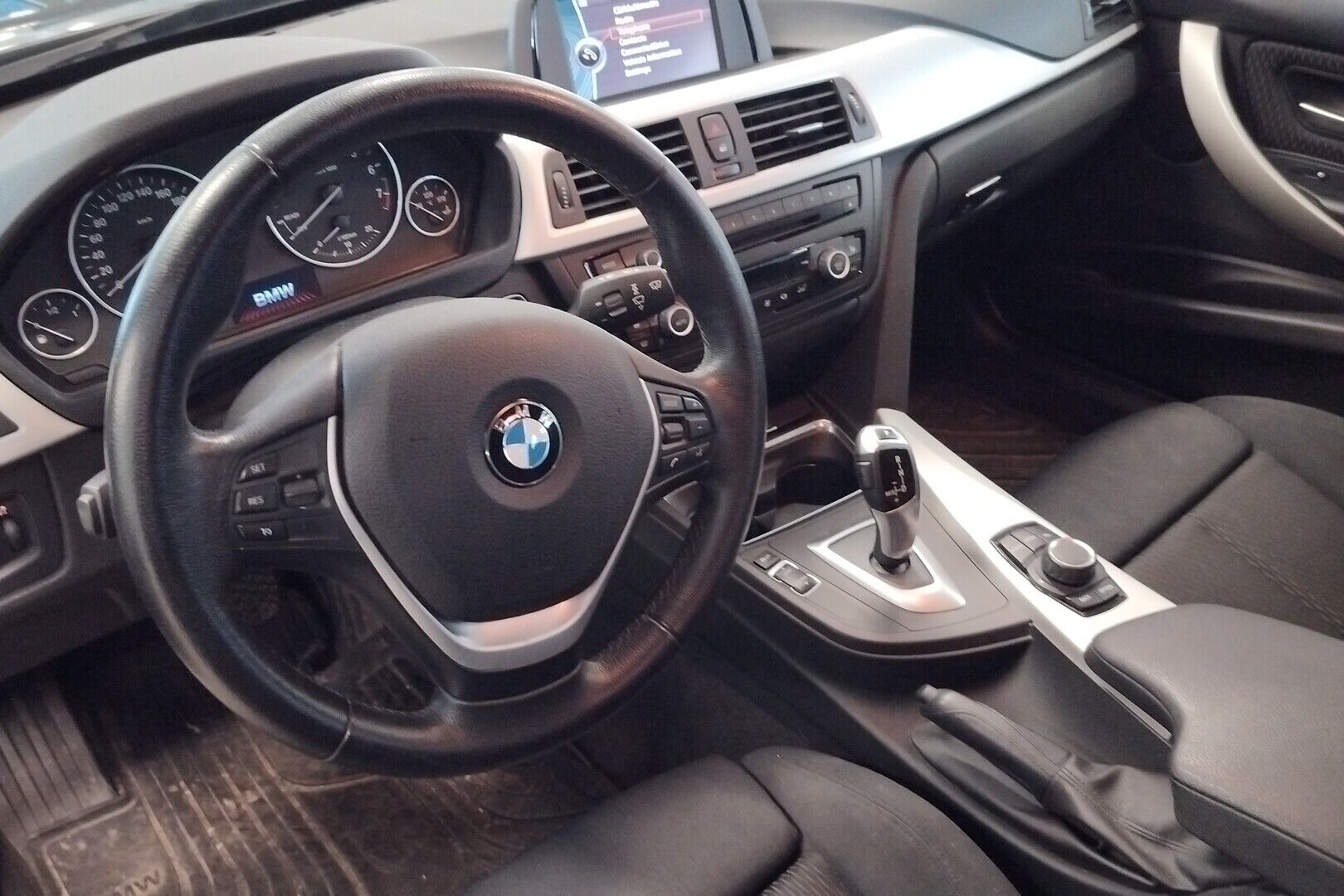 BMW 3-sarja iso kuva 1