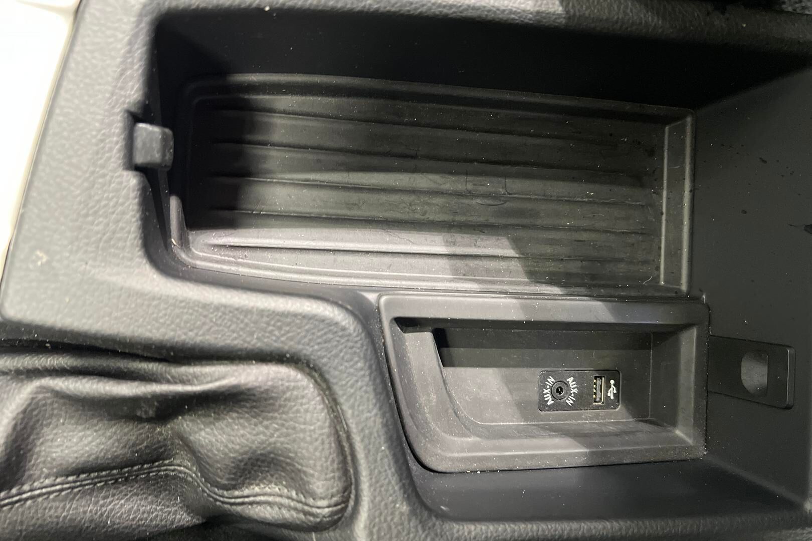 BMW 3-SARJA iso kuva 21