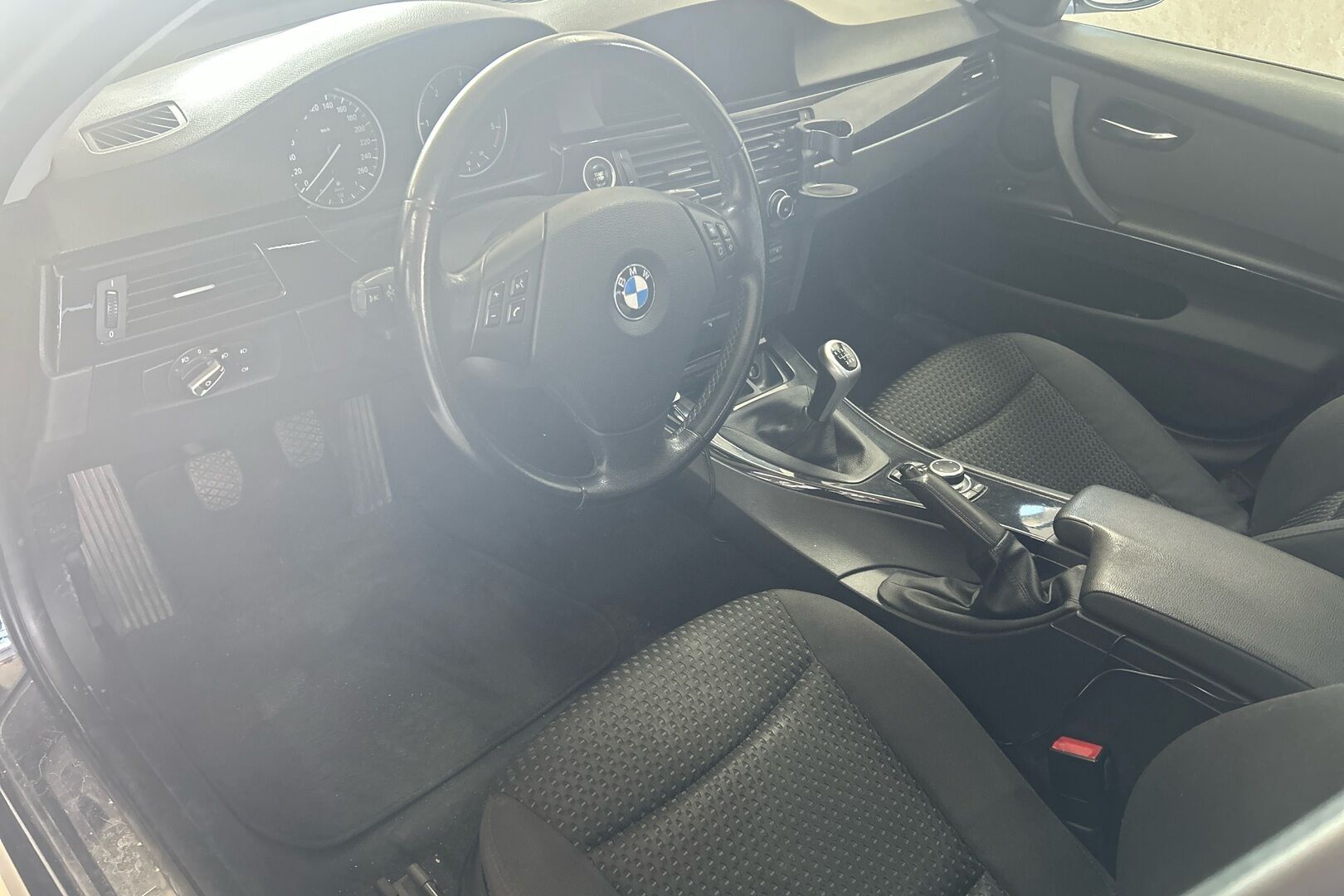 BMW 3-sarja iso kuva 1