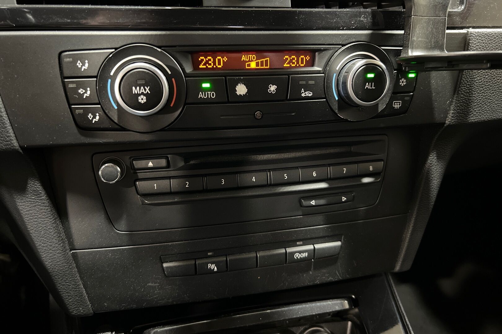 BMW 3-sarja iso kuva 16